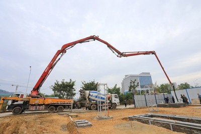 中玻、信豪鴻漳州項目雙雙開工建設